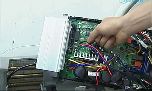 曲阜美的空调电话是多少